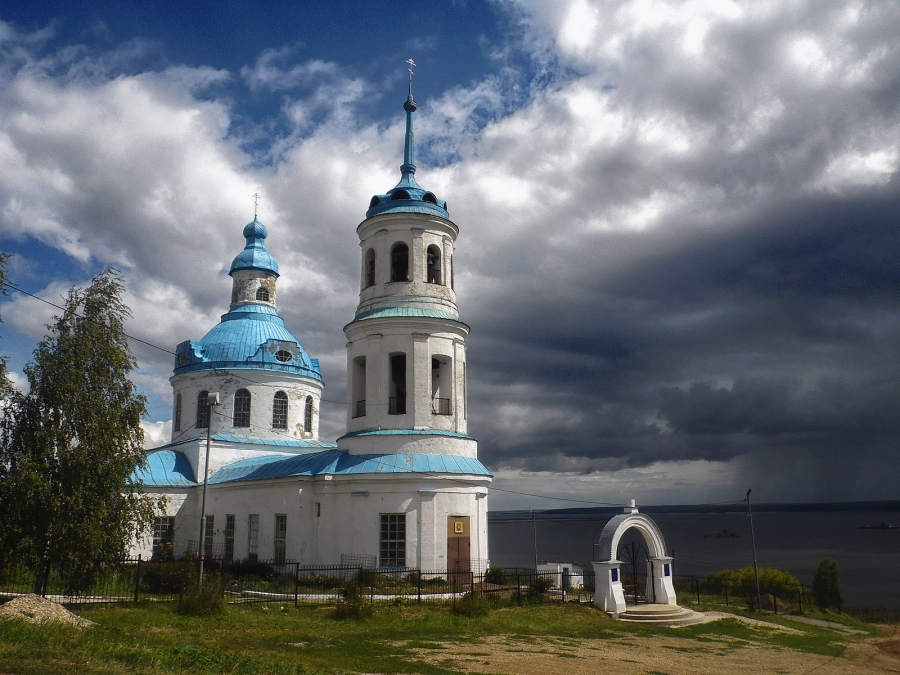 Богоявленская церковь. Менделеевск.